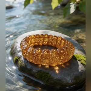 🆕 Stunning Amber Bangle ❤️